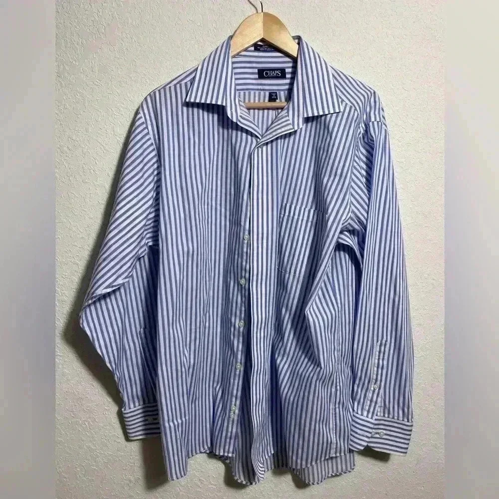 Chaps Men’s Classic Fit Button-Down Dress Shirt - Size 17 (34/35)